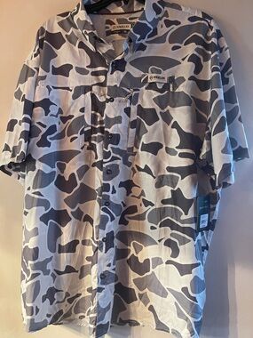 Magellan Outdoors Men’s Short-Sleeve Camo Button-Up Vented Shirt - Gray & White